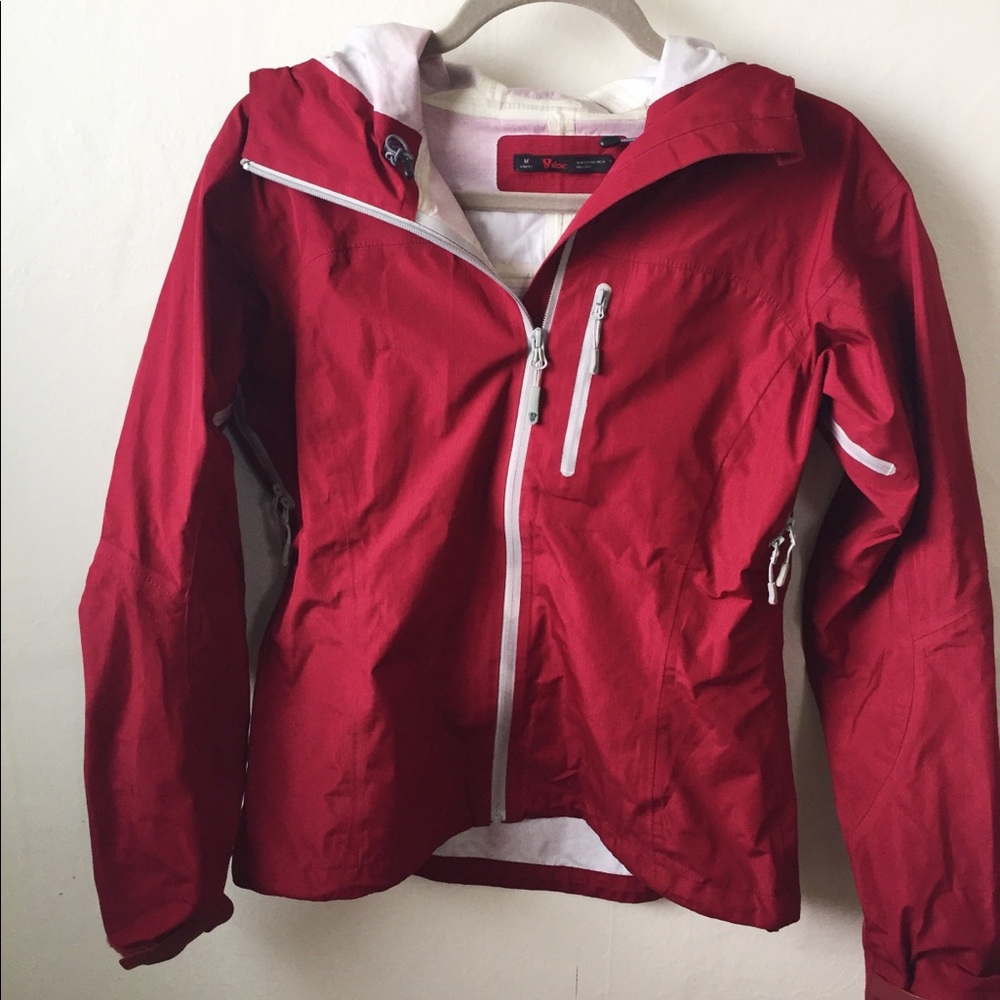 Stoic raincoat
